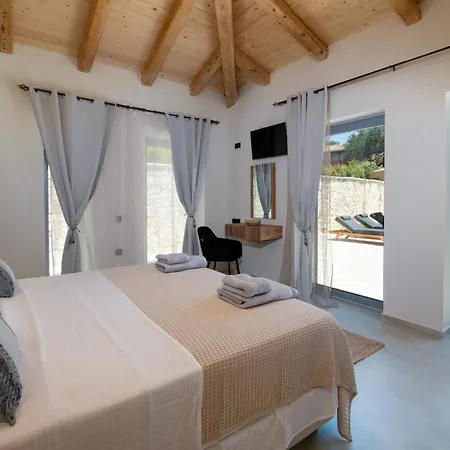 Ts Luxury Velianitátika