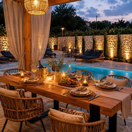Ts Luxury فيلة